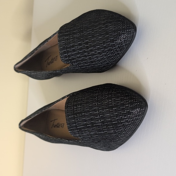 Trotters Size 7 Harlowe In Black Microdots, NEW - Picture 3 of 13